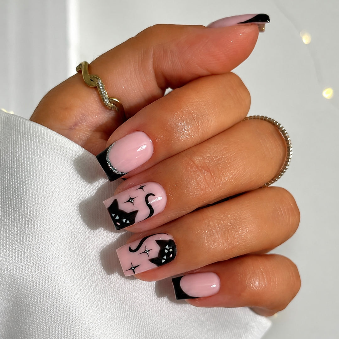 Decorative Cat-Themed Press-On Nail Set Bowlift