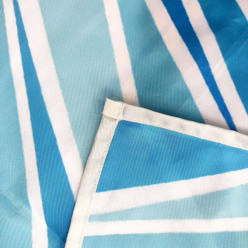 Beach blanket with sweet turtle motif Bowlift