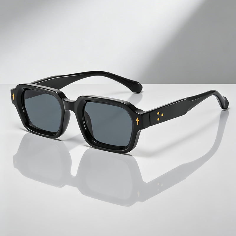 Fashionable Oversized Square Sunglasses Bowlift