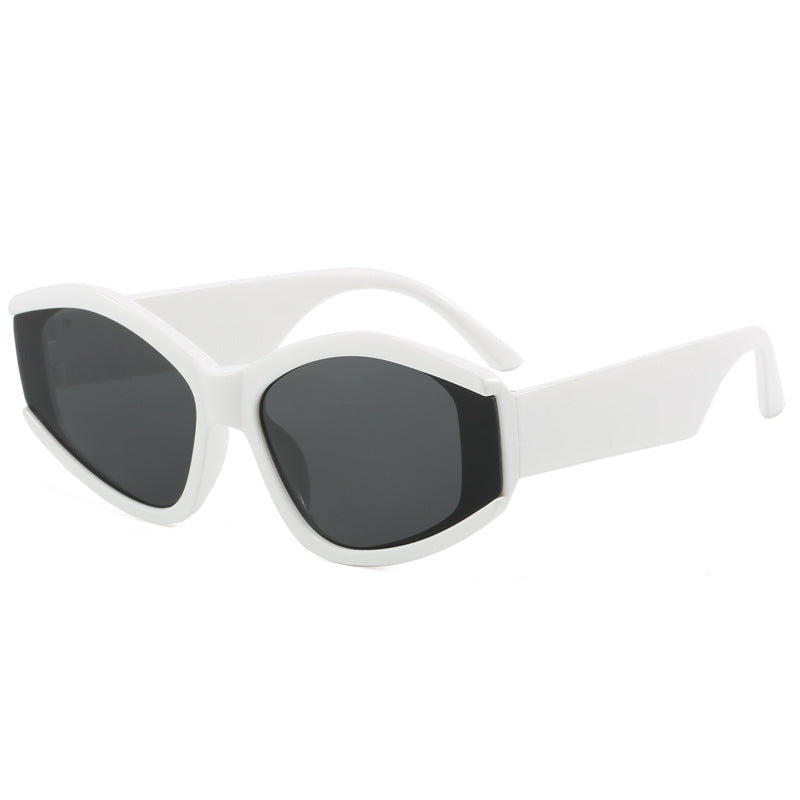Women’s fashionable sunglasses with distinctive, futuristic design Bowlift