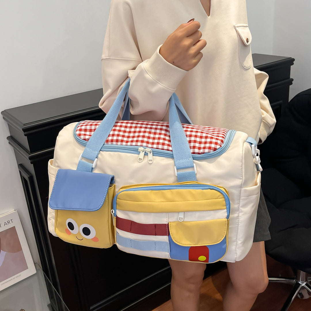 Sporty travel bag with multiple outer pockets Bowlift