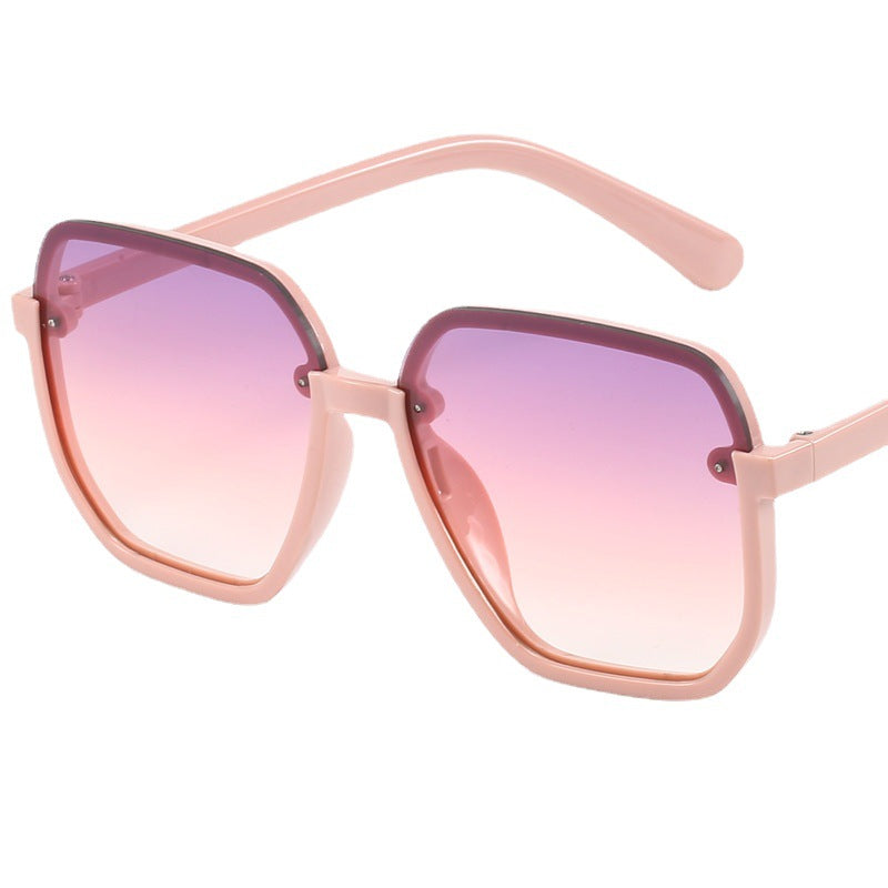 Women’s geometric sunglasses in modern design Bowlift