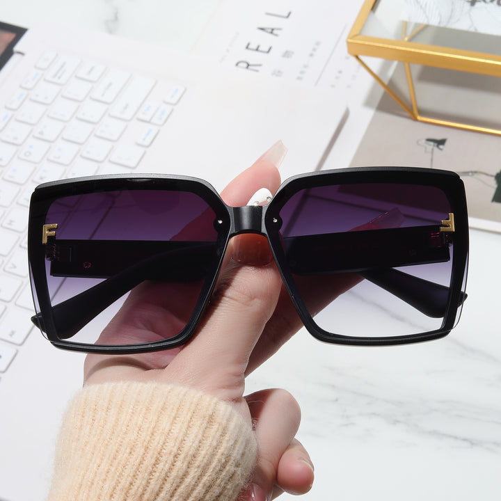Women's modern oversized sunglasses Bowlift