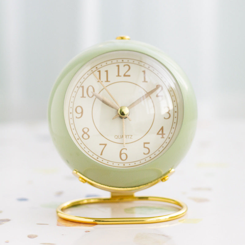 Retro Table Clock Bowlift