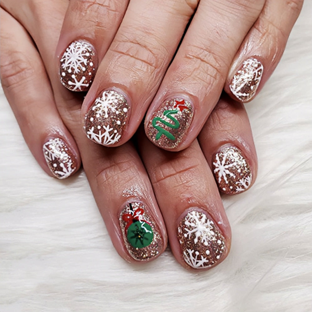Holiday-Themed Glitter Nail Art Bowlift