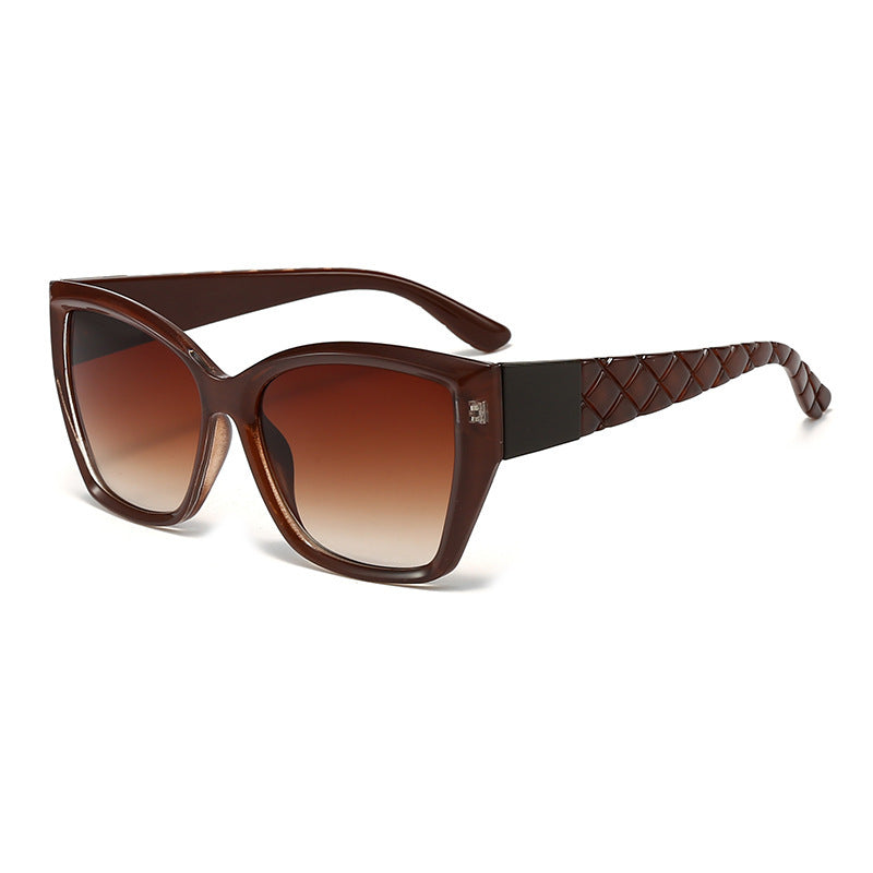Ladies Oversized Cat-Eye Sunglasses with Stylish Accents Bowlift