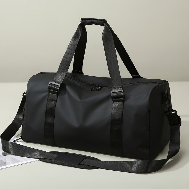 Sporty Travel Bag With Water-Repellent Material And Multiple Compartments Bowlift