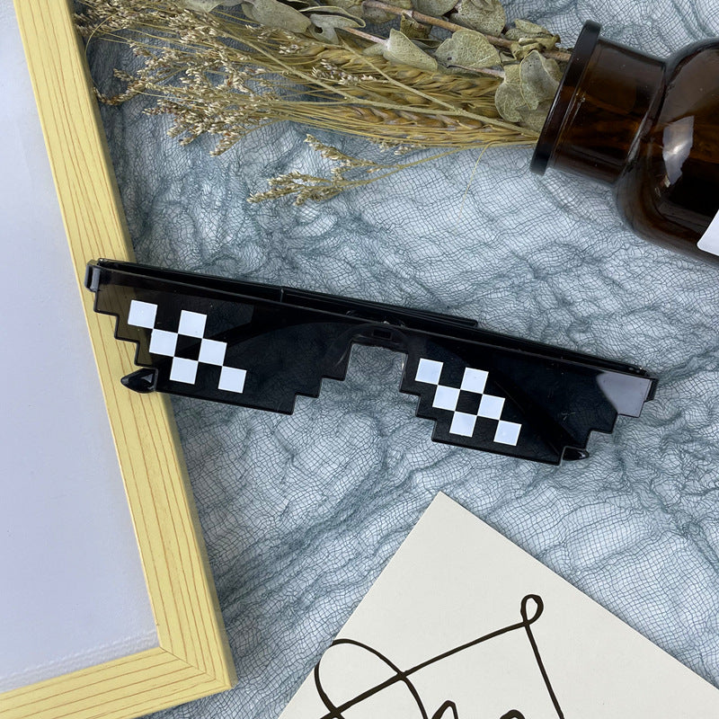 Bold Geometric Shield Sunglasses Bowlift