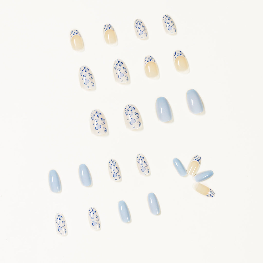 Artful nail art in modern leopard design Bowlift
