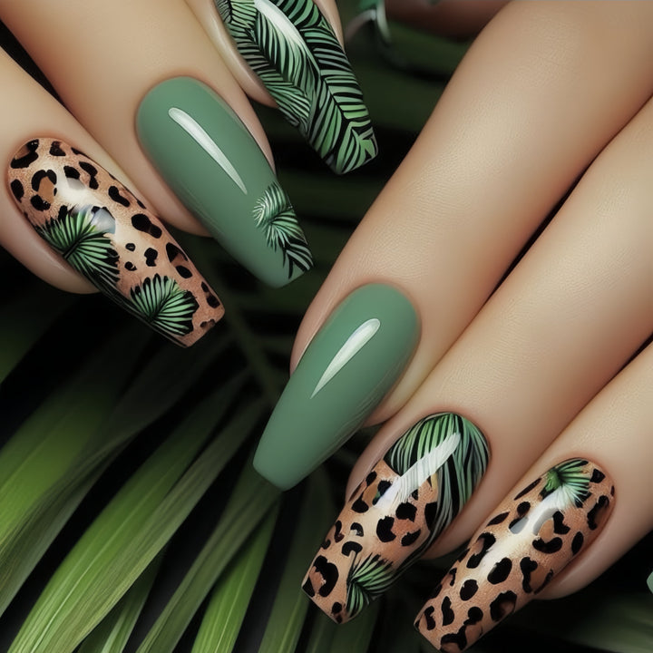 Creative artificial nails with tropical and animal design Bowlift