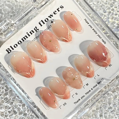 Decorative Press-On Nail Set with Floral Accents Bowlift 1788495814