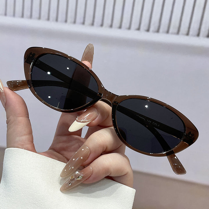 Women's fashionable sunglasses in minimalist design Bowlift