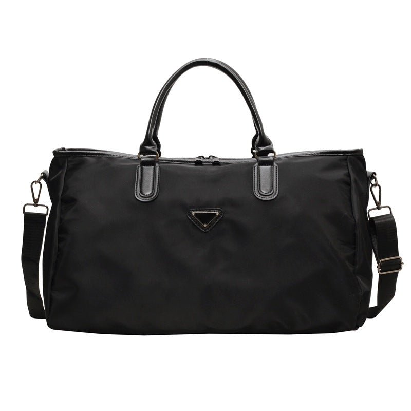 Practical sports and travel bag with versatile compartments Bowlift