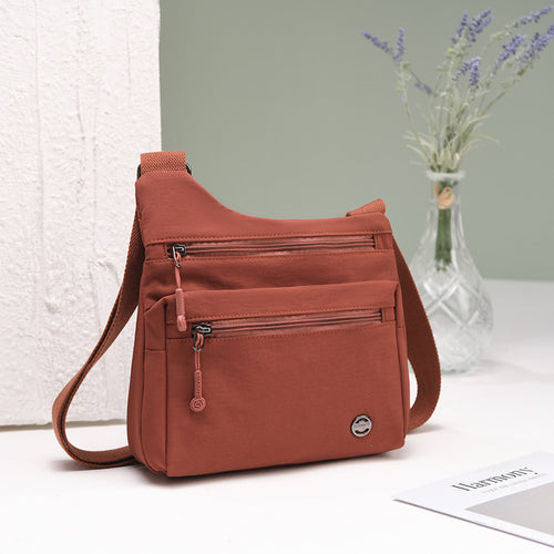 Lightweight Multi-Pocket Crossbody Bag Bowlift