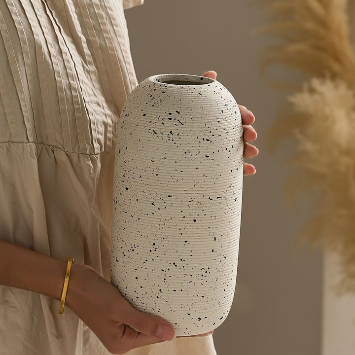 Elegant and Artistic Ceramic Vase Bowlift