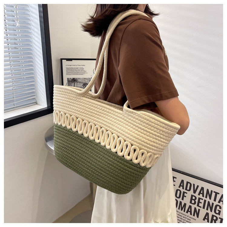 Elegant Handcrafted Beach Bag with Fine Braided Pattern Bowlift