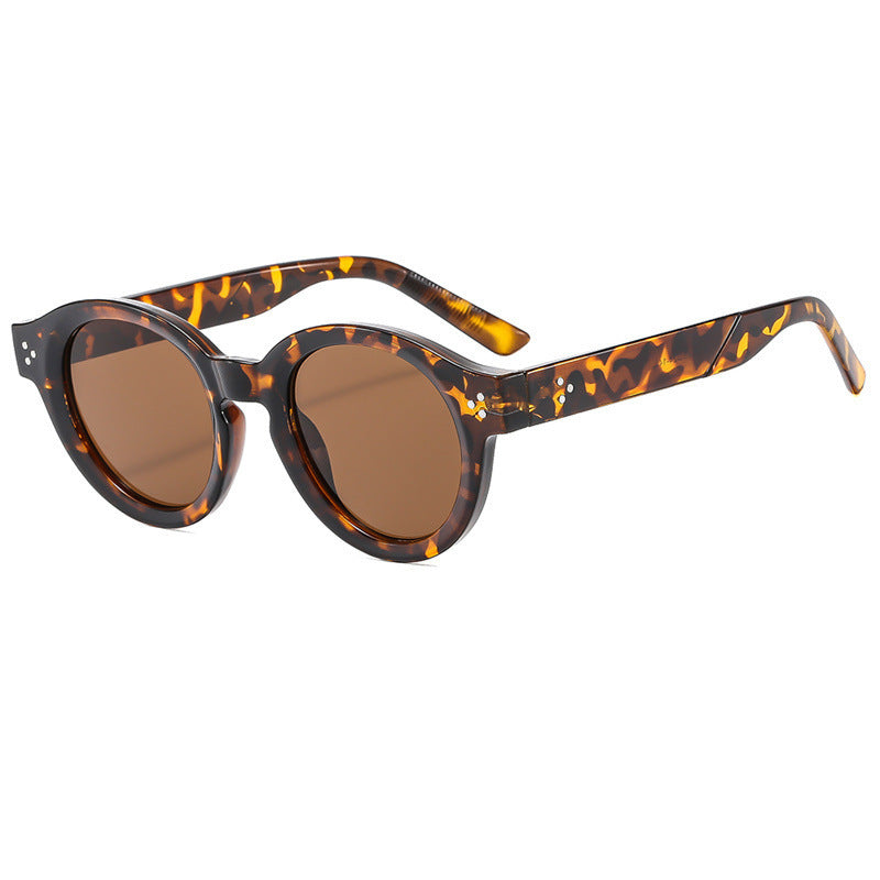 Ladies' fashionable sunglasses with clear and structured frame Bowlift
