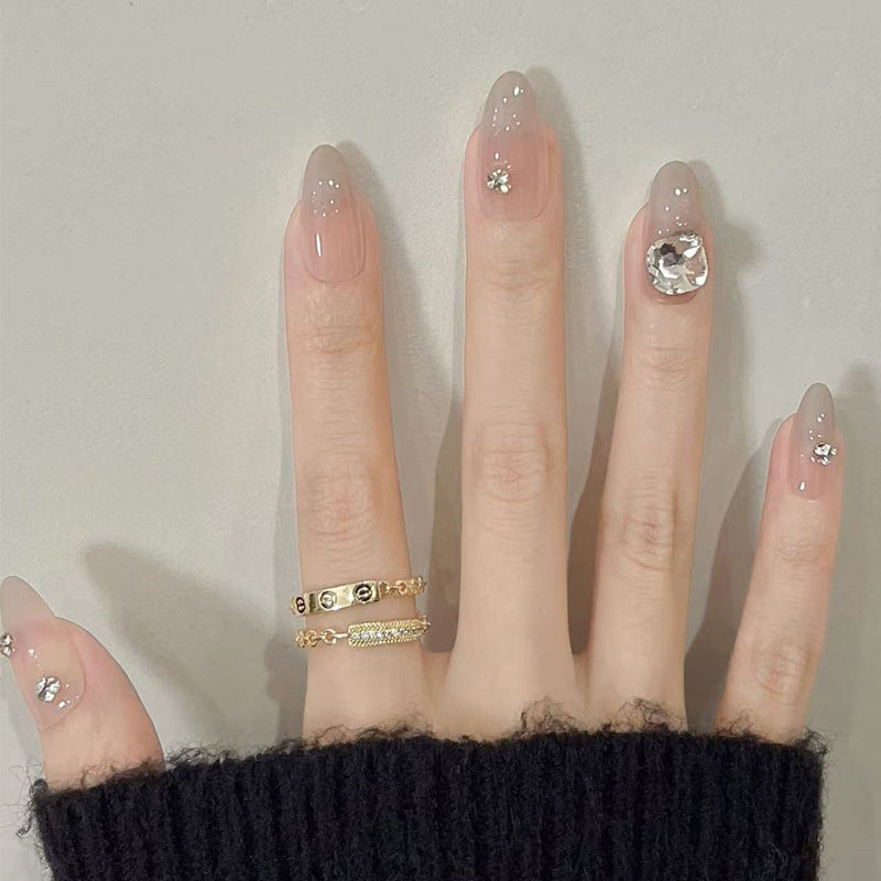 Elegant Statement Nail Art Bowlift