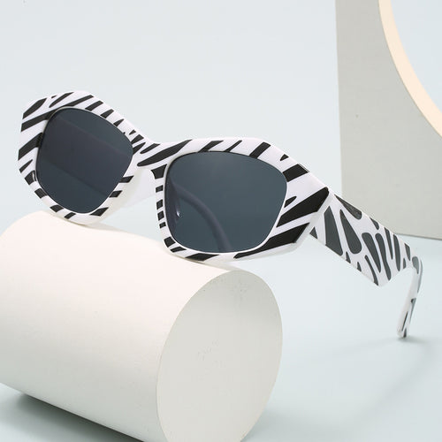 Ladies Creative Sunglasses in Exotic Leopard Pattern Bowlift