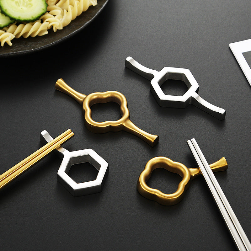 Creative and Stylish Serving Tongs Bowlift