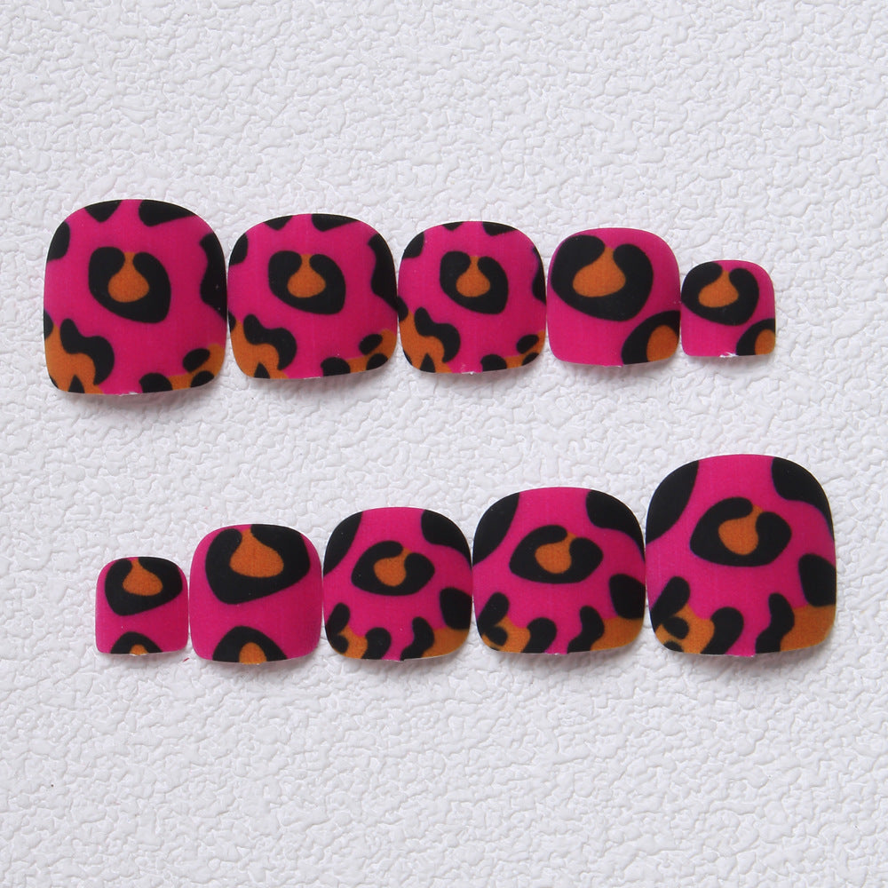 Playful Leopard Print Press-On Toenails Bowlift