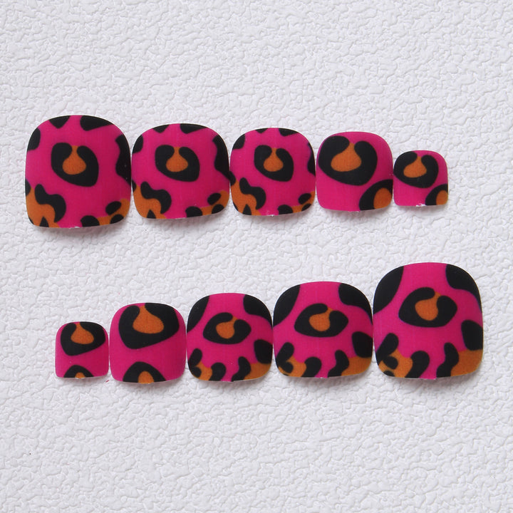 Playful Leopard Print Press-On Toenails Bowlift