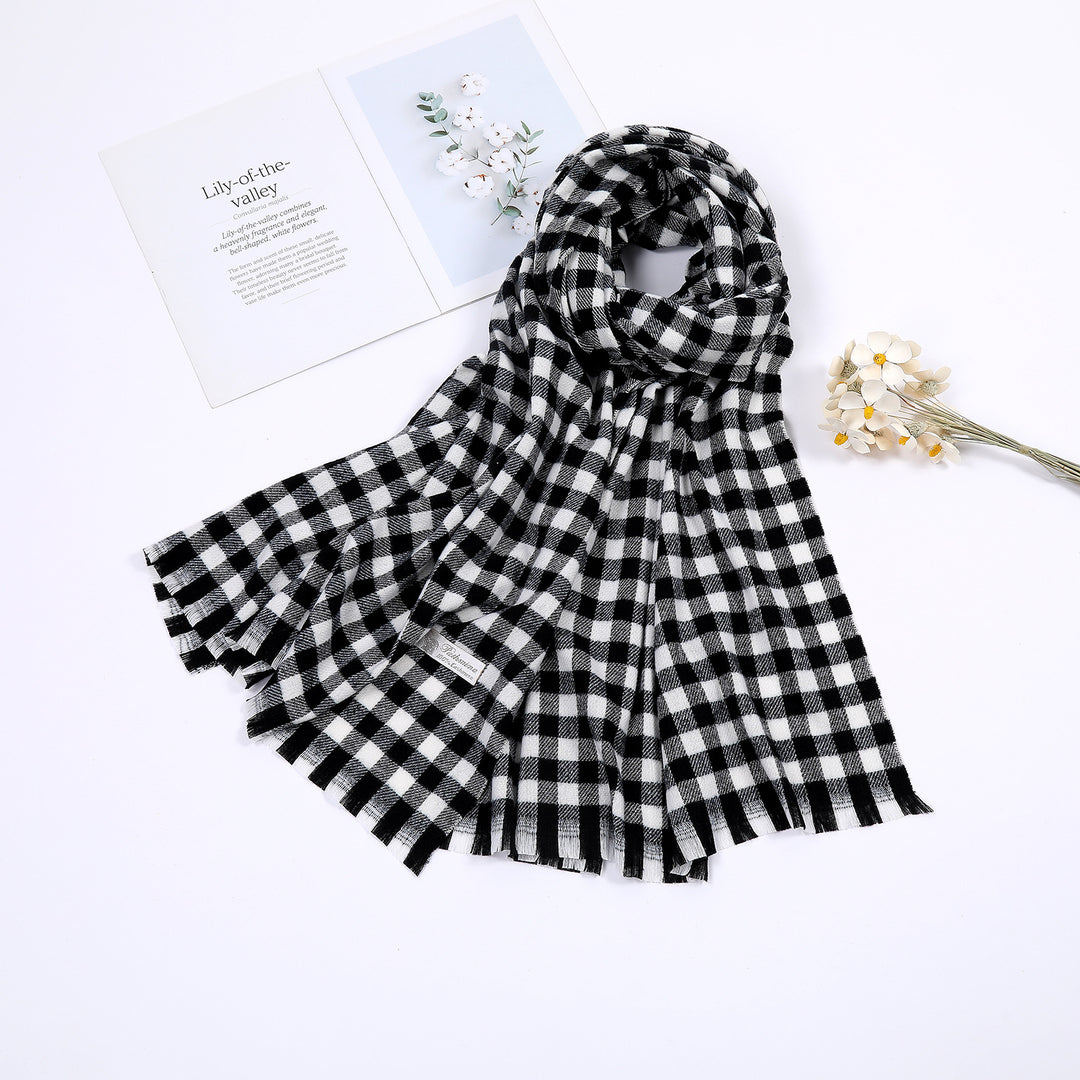Ladies comfortable check scarf Bowlift