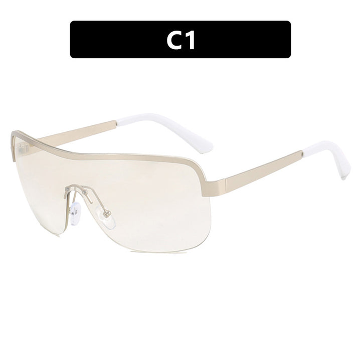 Women's sporty sunglasses in futuristic design with large field of view Bowlift