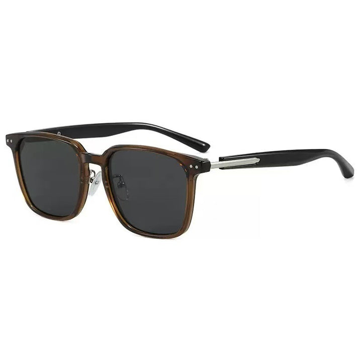Women’s retro-inspired sunglasses in modern tortoiseshell pattern Bowlift