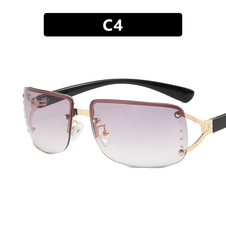 Ladies extravagant sunglasses in modern design with fine accents Bowlift