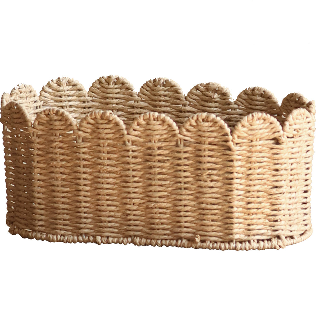 Handcrafted basket with wavy edge Bowlift