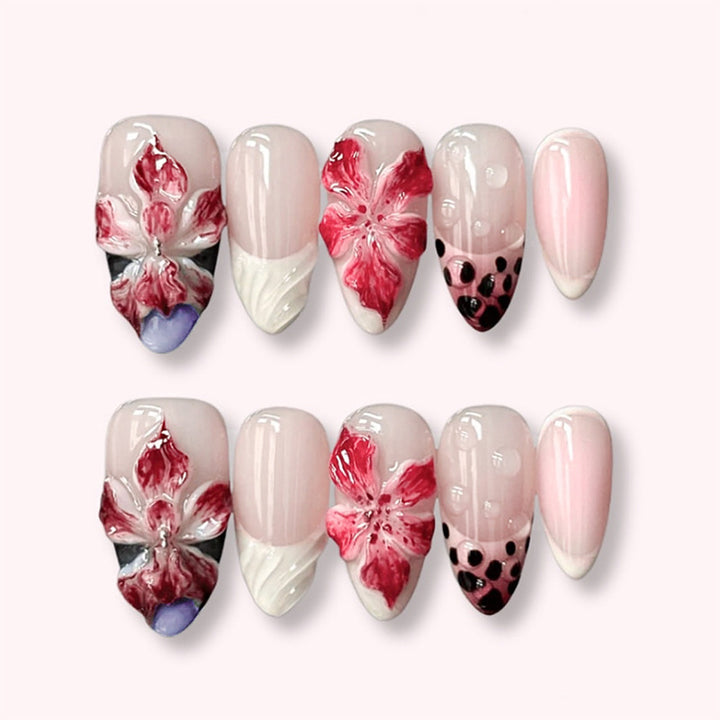 Creative Nail Design Set with Elegant Flower and Leopard Elements Bowlift