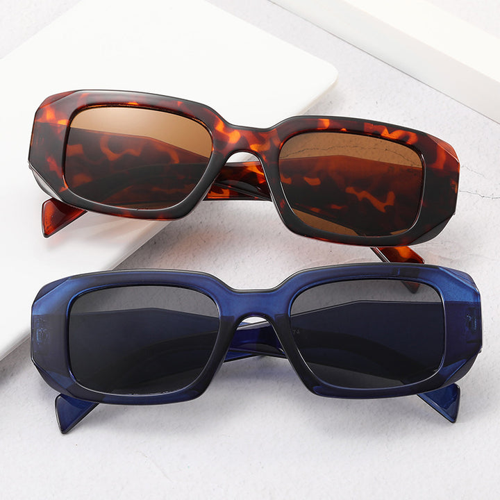 Women’s fashionable square sunglasses with trendy tortoiseshell design Bowlift