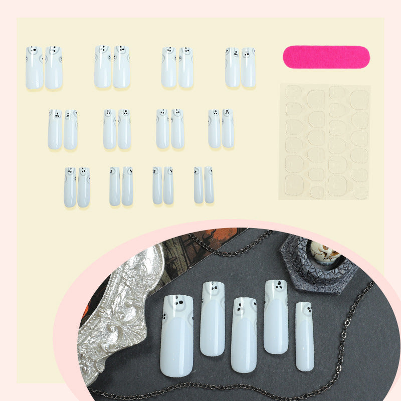 Nail art set with creepy ghost design Bowlift