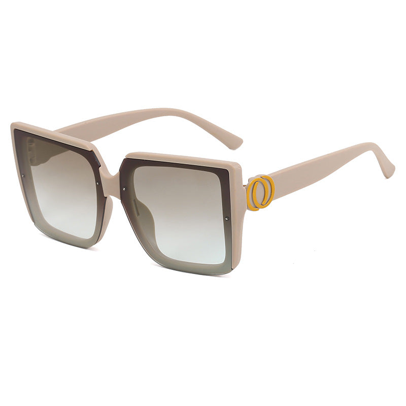 Women's square sunglasses with unique tire element Bowlift