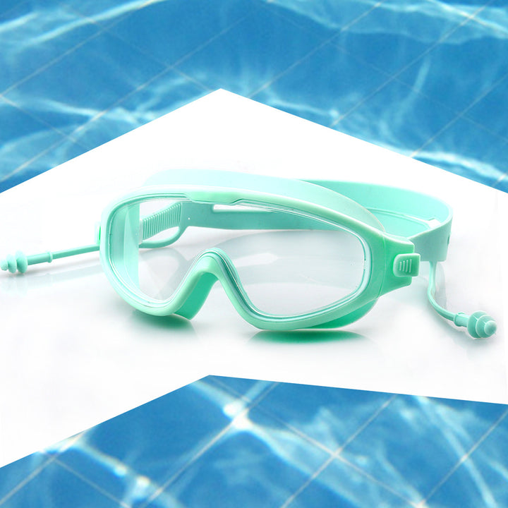 Swim mask with extended field of vision and child-friendly design Bowlift