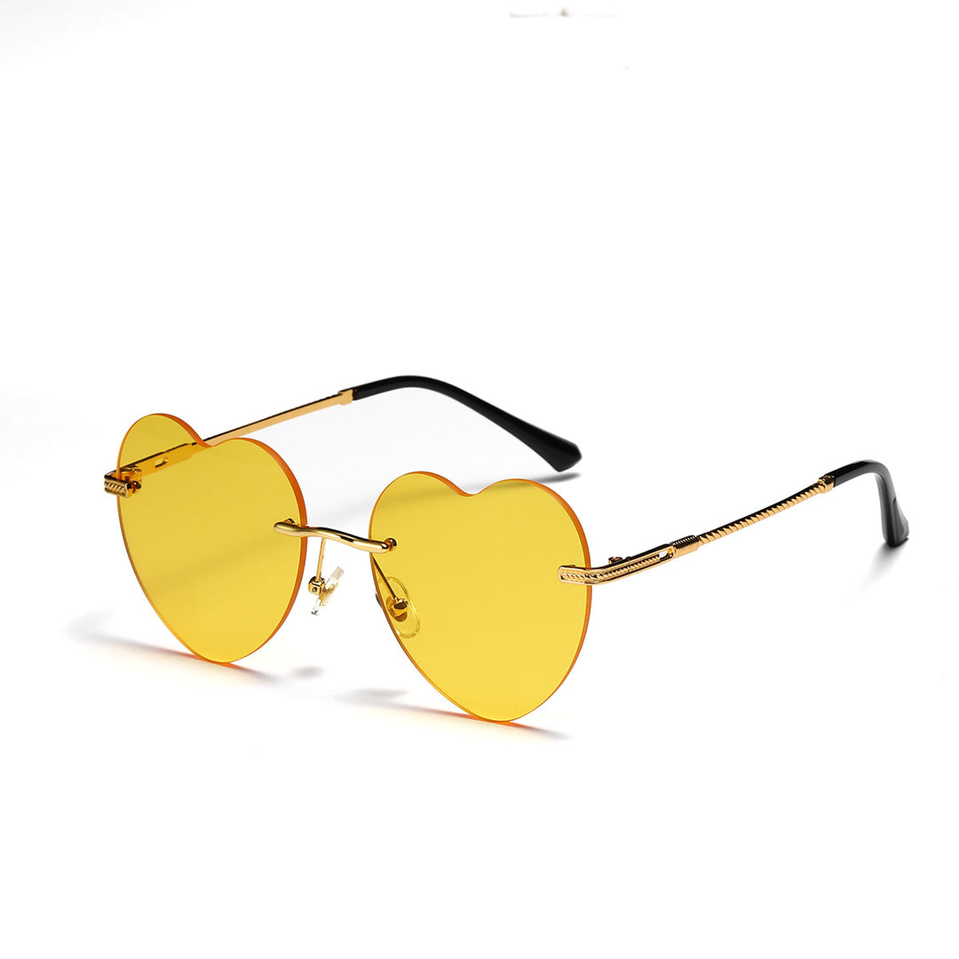 Ladies trendy heart sunglasses with mirrored lenses Bowlift