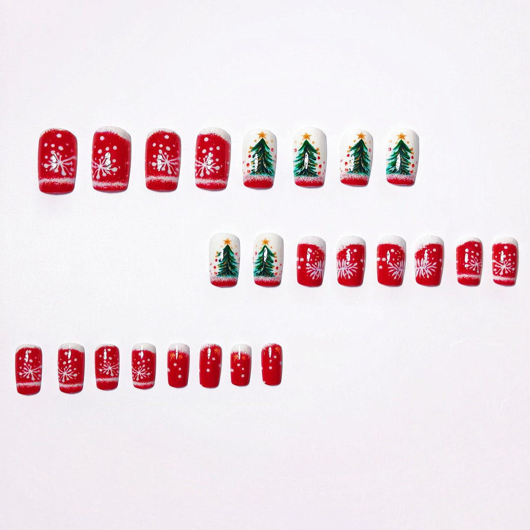Artificial nails with festive Christmas tree motif Bowlift