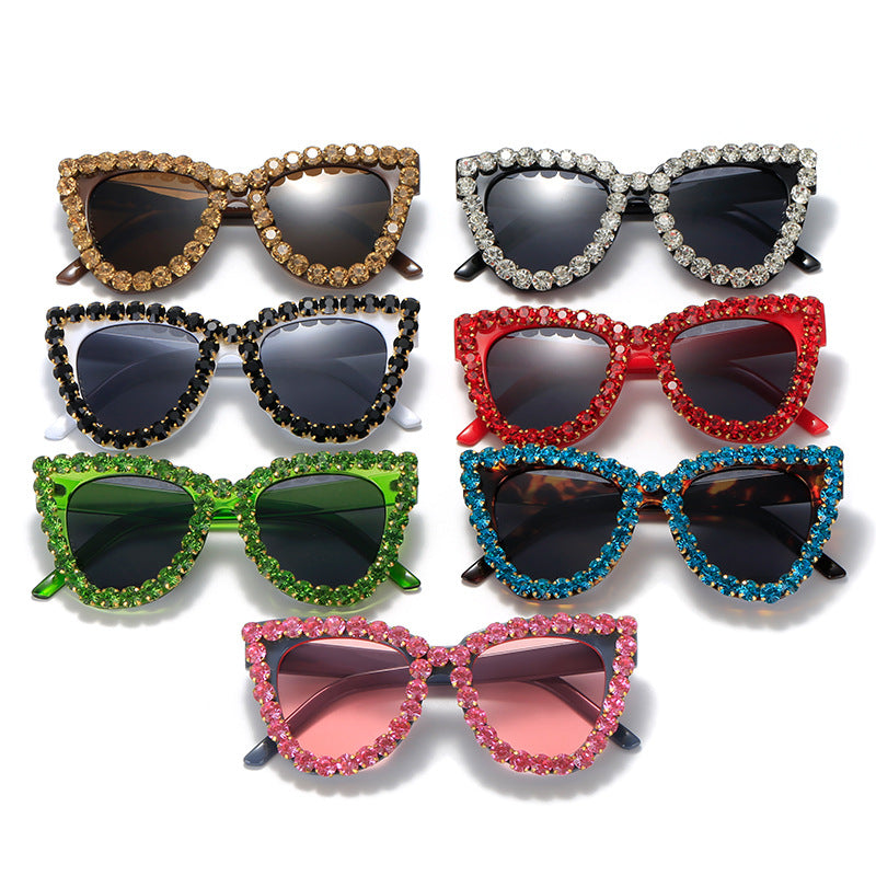 Women’s extravagant oversized sunglasses with crystal embellishments Bowlift
