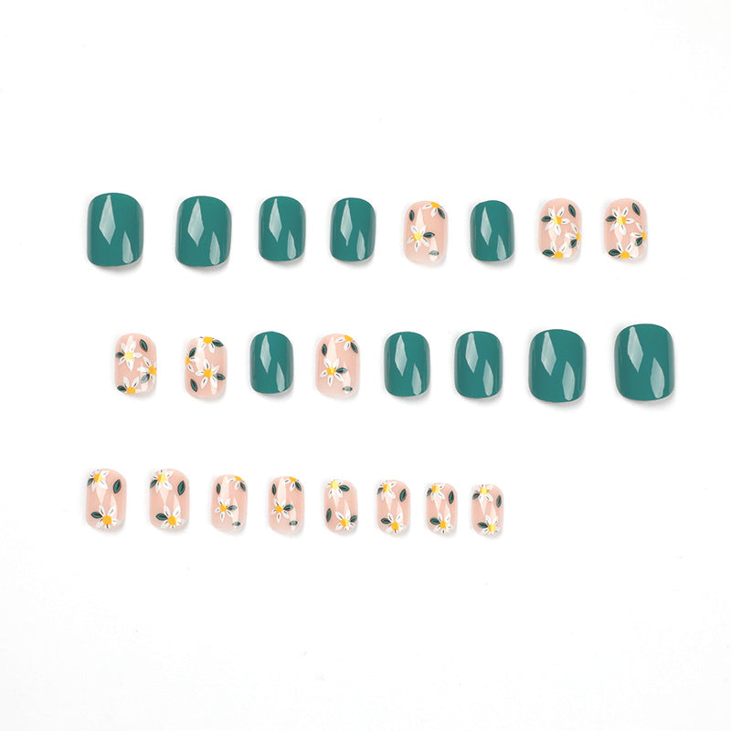 Artful nail art with delicate floral designs Bowlift