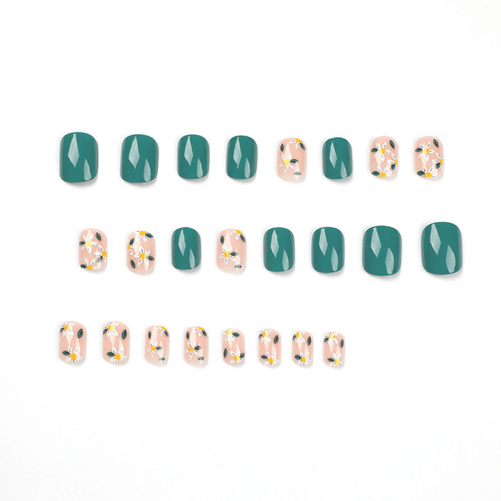 Artful nail art with delicate floral designs Bowlift