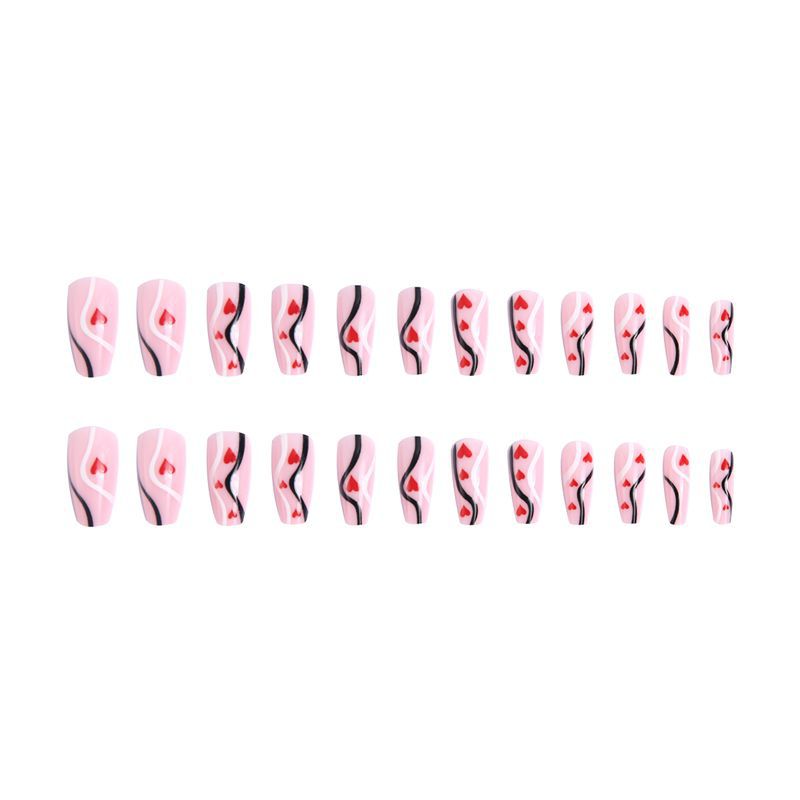 Artificial nails with romantic heart designs and elegant design Bowlift