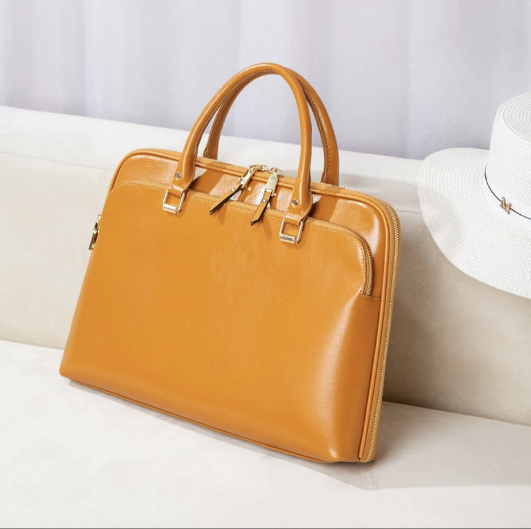 Elegant Business Bag with Structured Design Bowlift