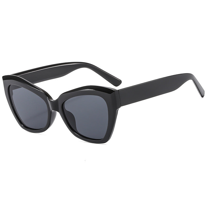 Ladies Cat-Eye Sunglasses with Exclusive Tortoiseshell Design Bowlift