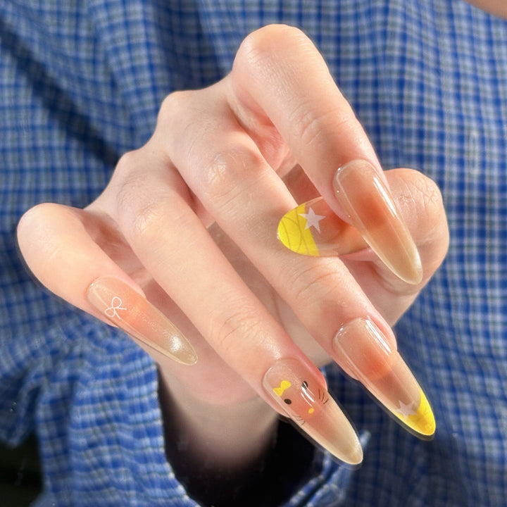 Artistic Press-On Nail Design Bowlift