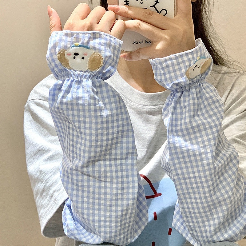 Arm cuffs with sweet dog appliqué design Bowlift