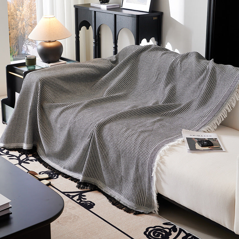 Artistic Cat-Themed Throw Blanket