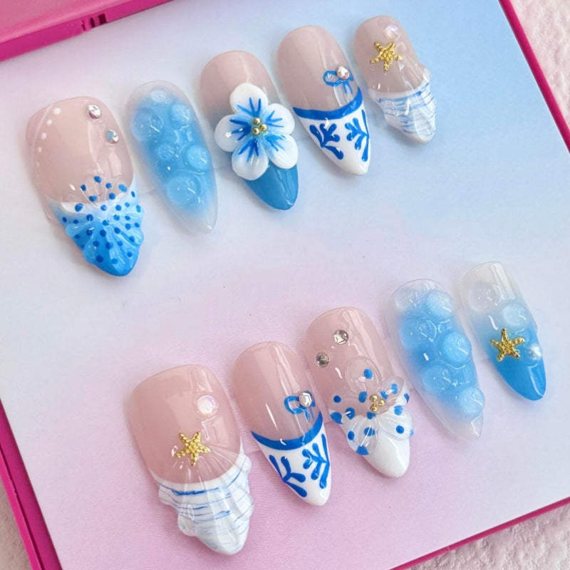 Artistic Floral and Star-Embellished Press-On Nail Set Bowlift