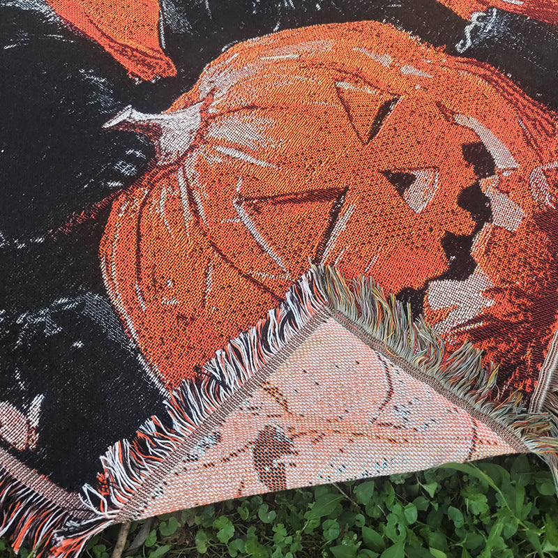 Halloween-Themed Decorative Throw Blanket