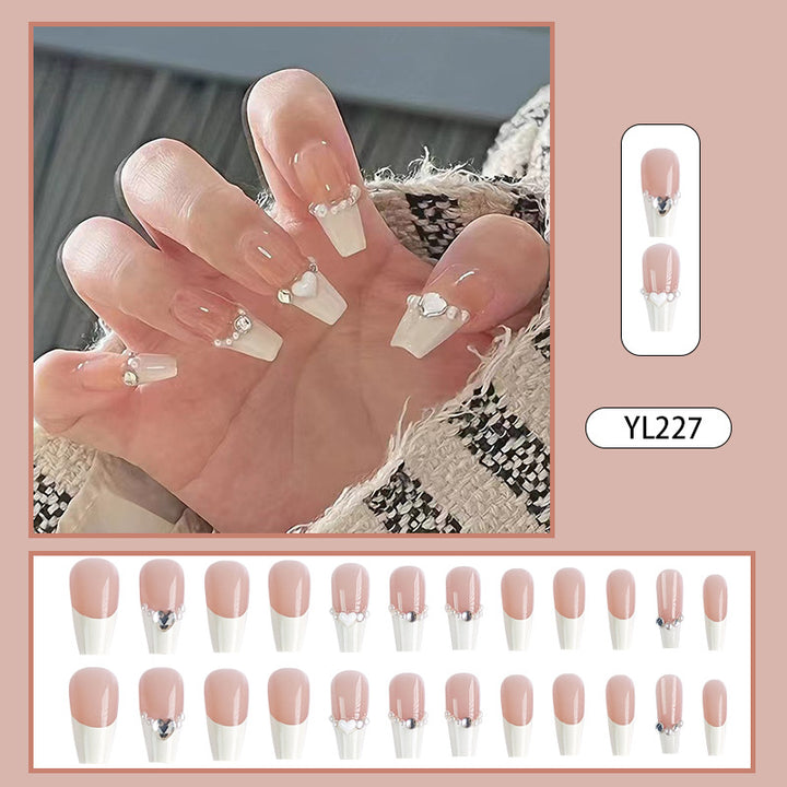 Artful nail extensions with 3D elements Bowlift